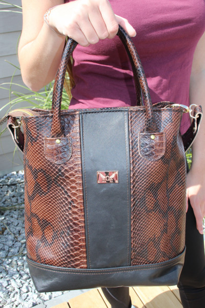 Artikelbild 1 des Artikels braun-schwarze Lederhandtasche